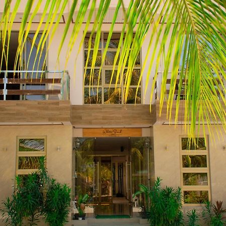 White Sand Lodge Maafushi Zewnętrze zdjęcie