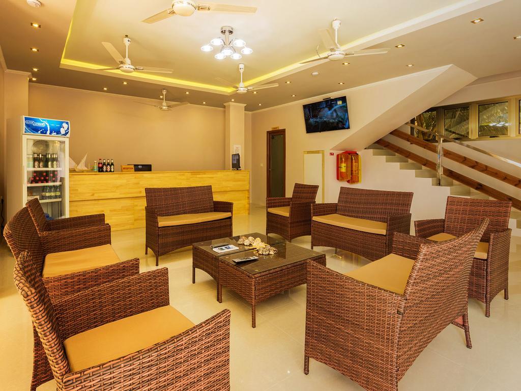 White Sand Lodge Maafushi Zewnętrze zdjęcie