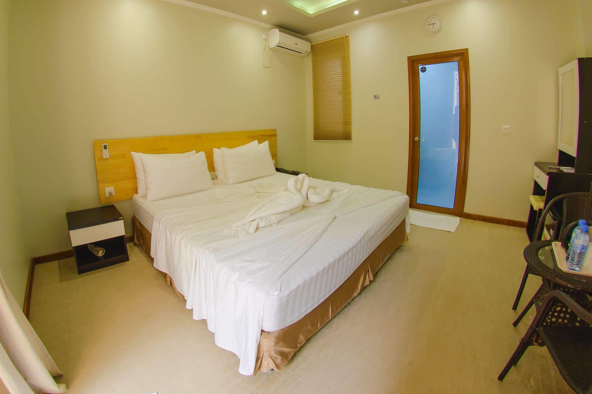 White Sand Lodge Maafushi Zewnętrze zdjęcie